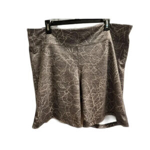 NWOT Gap Fit Floral 8" Bike Shorts 2X